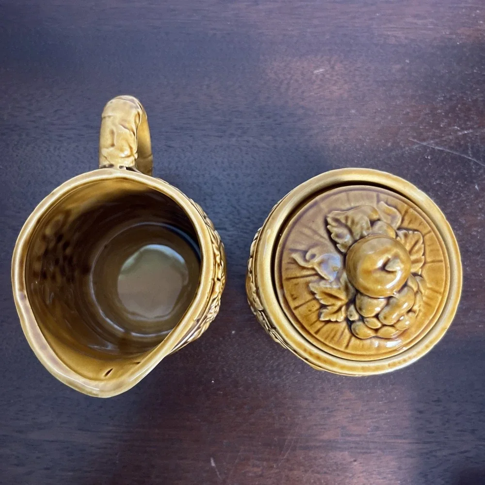 Vtg‎ Japan Ceramic Cream & Sugar Set Brown Barrell Harvest MCM Cottage Farmhouse